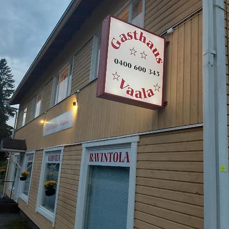Gasthaus Vaala Oy Aparthotel Exteriör bild